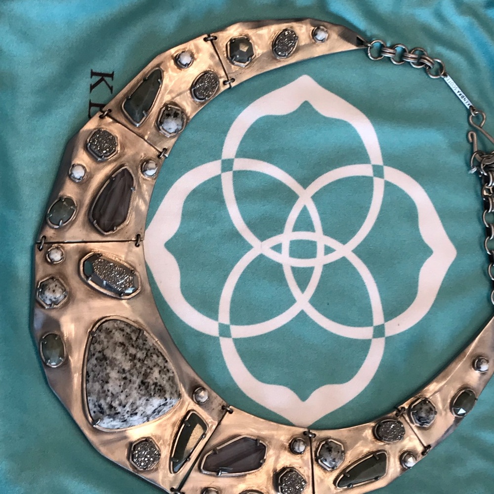 Kendra Scott choker collar